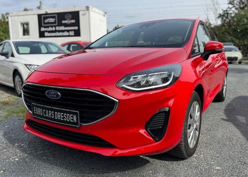 Rot Gebraucht 2022 Ford Fiesta Cool & Connect Limousine | 10.300 € (Guter Preis) - Bild 1/4