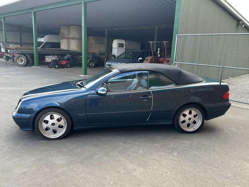Gebraucht 2001 Mercedes CLK230 Avantgarde Cabrio | 3.350 € (Superpreis) - Bild 1/4
