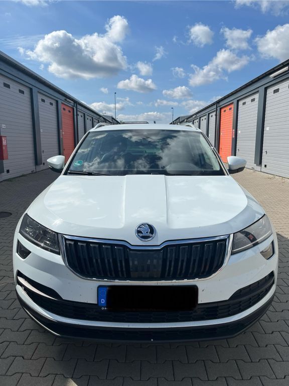 Weiß Gebraucht 2018 Skoda Karoq Style SUV | 19.250 € (Guter Preis) - Bild 1/4