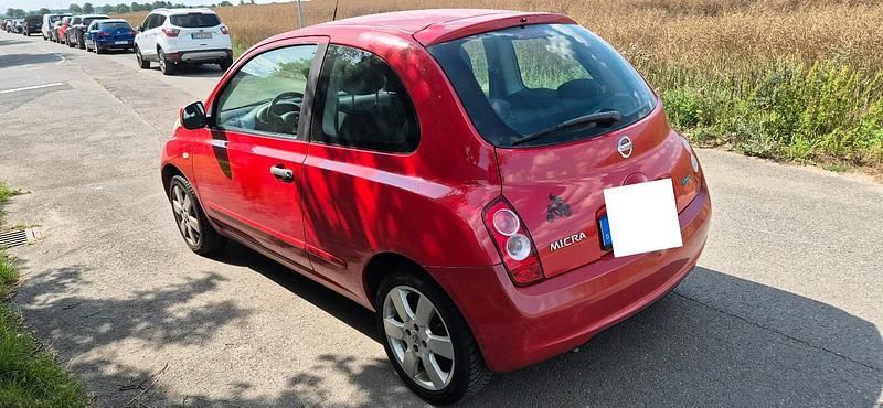 Rot Gebraucht 2009 Nissan Micra Kleinwagen | 1.000 € - Bild 1/4