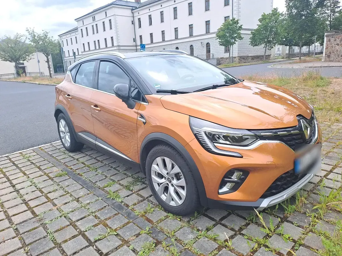 Gebraucht Renault Captur 131 PS (96 kW) 2020 Orange SUV