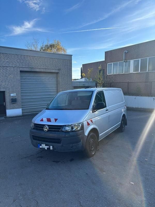 Silber Gebraucht 2013 VW T5 Van | 5.950 € (Superpreis) - Bild 1/4