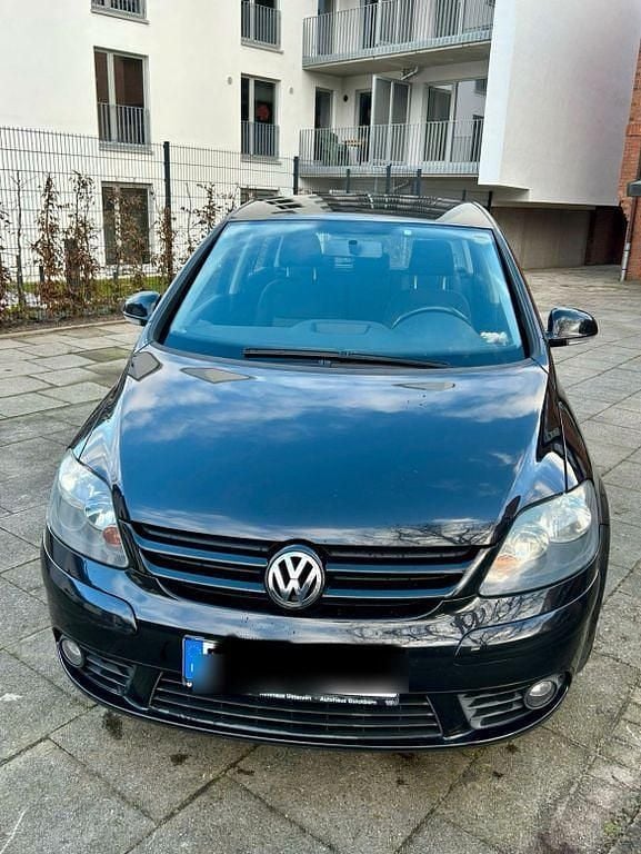 Schwarz Gebraucht 2006 VW Golf Plus Cross Trendline Van / Kleinbus | 5.400 € (Fairer Preis) - Bild 1/4