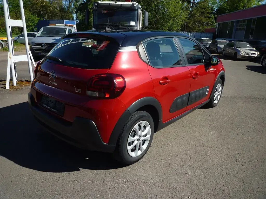 Usata Citroën C3 Feel 82 CV (60 kW) 2019 Rosso Utilitaria