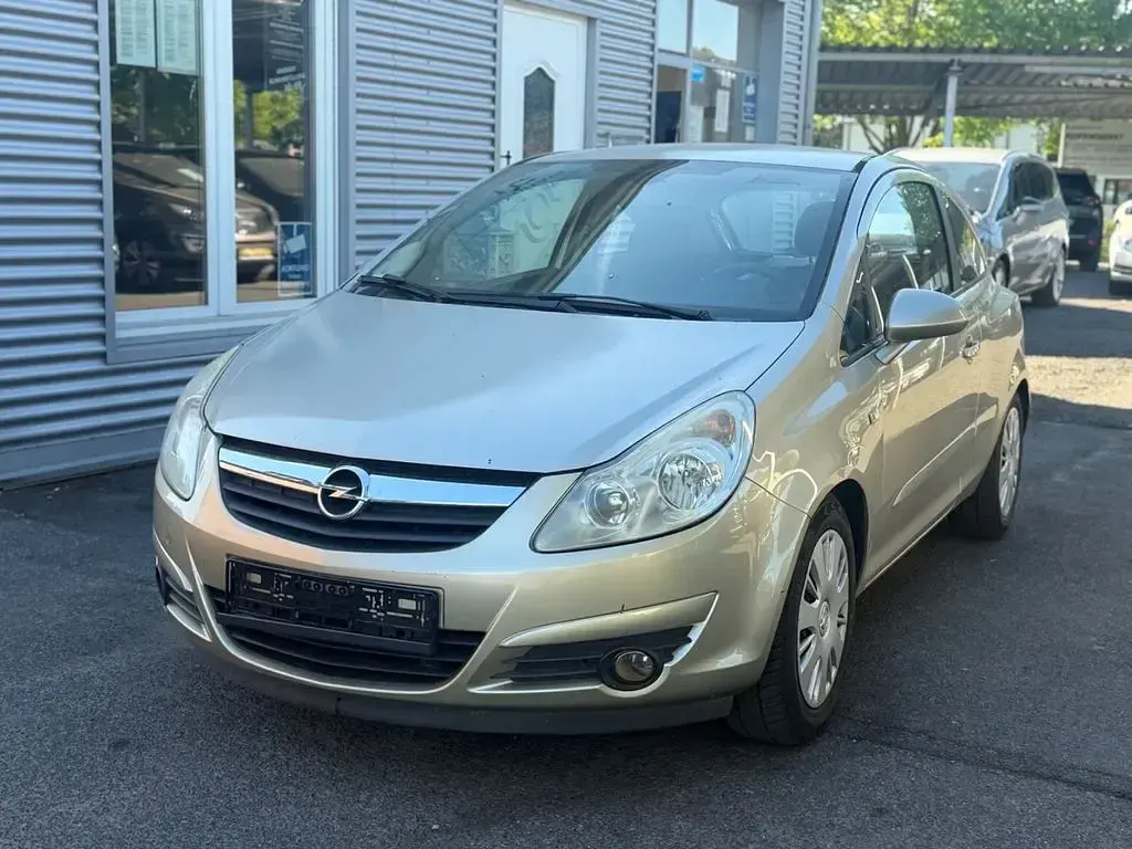 Używany Opel Corsa Cosmo 80 KM (58 kW) 2007 Srebrny Hatchback
