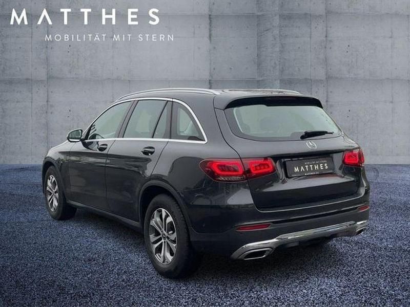 Gebraucht Mercedes GLC200 197 PS (144 kW) 2019 Grau SUV