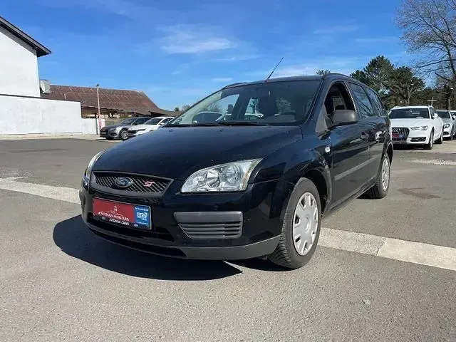 Gebraucht Ford Focus Trend 101 PS (74 kW) 2006 Schwarz Kombi