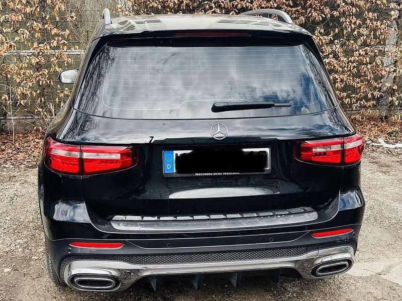 Gebraucht Mercedes GLB200 AMG line 163 PS (119 kW) 2020 SUV