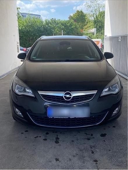 Schwarz Gebraucht 2012 Opel Astra Kombi | 5.300 € (Fairer Preis) - Bild 1/4
