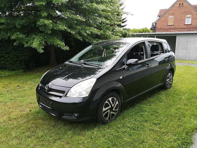 Schwarz Gebraucht 2006 Toyota Corolla Verso Van / Kleinbus | 4.400 € (Fairer Preis) - Bild 1/4