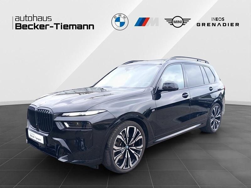 Saphirschwarz Gebraucht 2023 BMW X7 Shadowline SUV | 91.896 € (Fairer Preis) - Bild 1/4