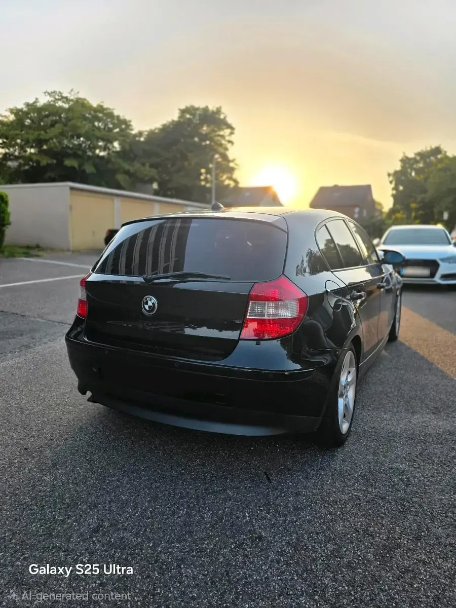 Gebraucht BMW 118 122 PS (89 kW) 2005 Schwarz Kleinwagen