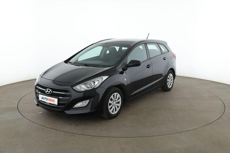 Gebraucht Hyundai i30 Classic 101 PS (74 kW) 2017 Schwarz Kombi