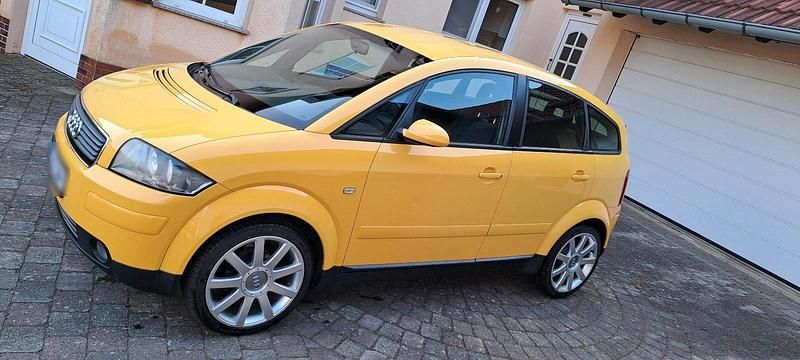 Gebraucht Audi A2 S-Line 90 PS (66 kW) 2006 Gelb Kleinwagen