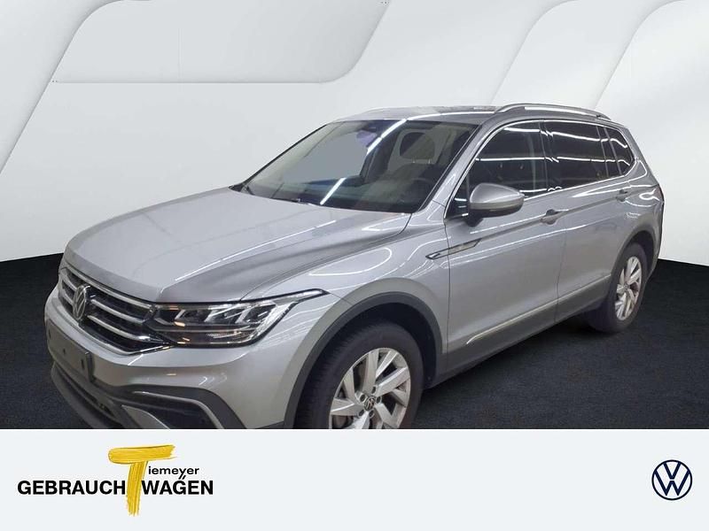 Silber Gebraucht 2024 VW Tiguan Allspace Life SUV | 33.870 € (Superpreis) - Bild 1/4