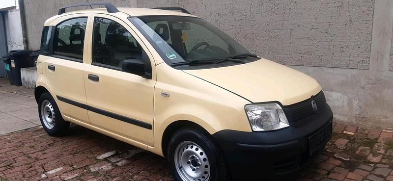 Gebraucht Fiat Panda 60 PS (44 kW) 2010 Gelb Kleinwagen