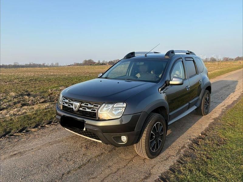 Gebraucht Dacia Duster Prestige 125 PS (91 kW) 2016 Grau SUV