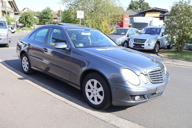 Gebraucht Mercedes E200 184 PS (135 kW) 2006 Grau Limousine