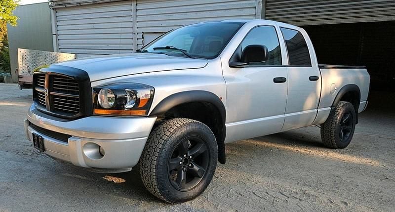 Silber Gebraucht 2008 Dodge Ram Abholung | 19.500 € (Teuer) - Bild 1/4