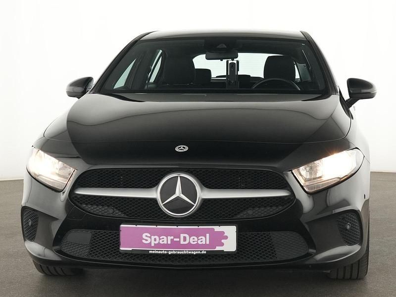 Gebraucht Mercedes A250 218 PS (160 kW) 2022 Nachtschwarz Limousine