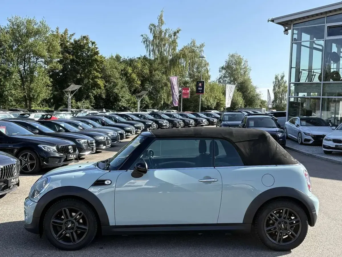 Gebraucht Mini Cooper Cabriolet 122 PS (89 kW) 2011 Grau Cabrio