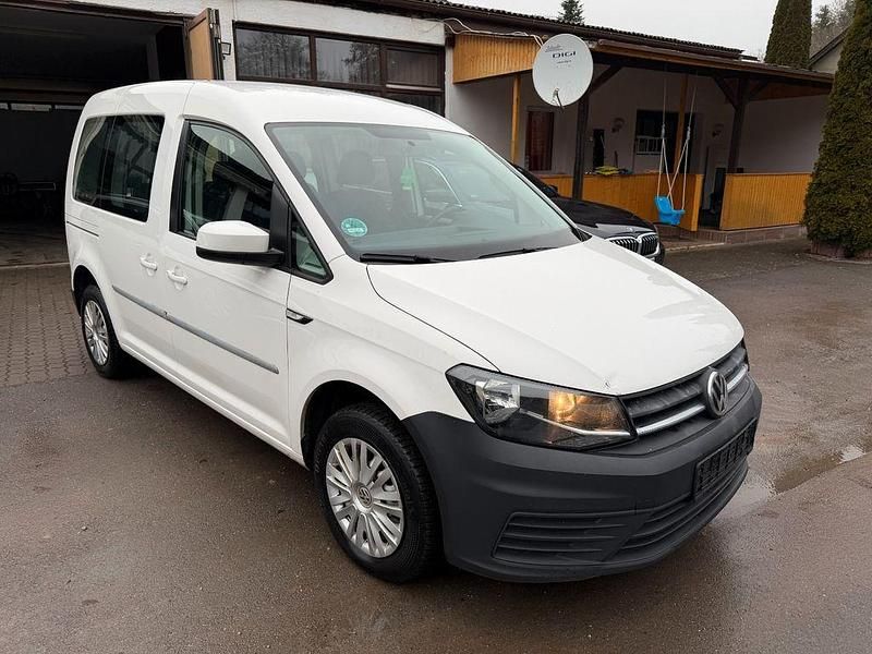 Gebraucht VW Caddy Trendline 102 PS (75 kW) 2018 Weiß Van / Kleinbus