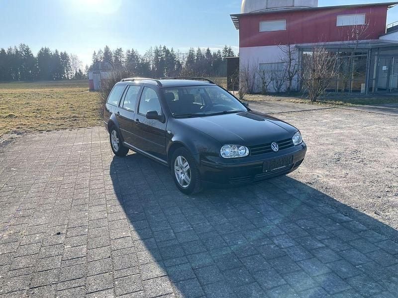 Schwarz Gebraucht 2005 VW Golf IV Highline Kombi | 1.200 € (Guter Preis) - Bild 1/4