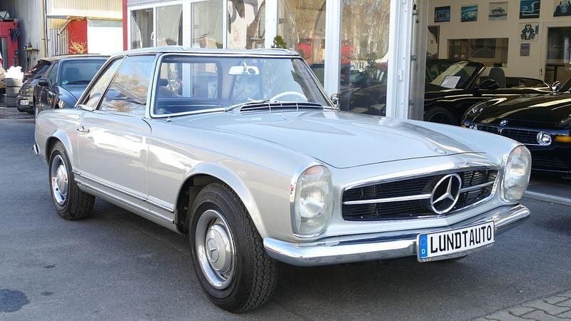 Gebraucht Mercedes W113 150 PS (110 kW) 1966 Silber Cabrio
