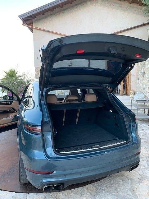 Gebraucht Porsche Cayenne Turbo 549 PS (403 kW) 2018 Blau SUV