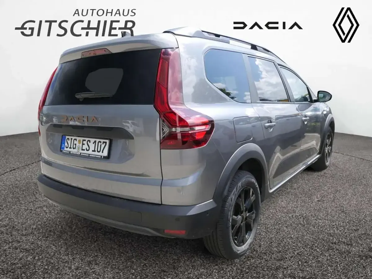 Gebraucht Dacia Jogger Extreme 101 PS (74 kW) 2024 Dolomitgrau (grau) Van / Kleinbus
