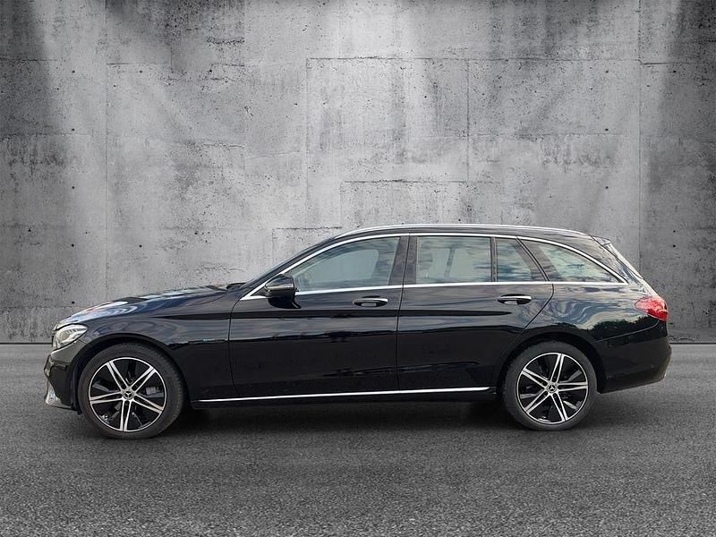 Gebraucht Mercedes C300e 306 PS (225 kW) 2019 Schwarz Limousine