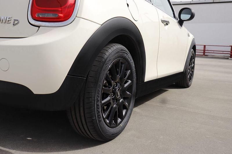 Gebraucht Mini One D 95 PS (69 kW) 2014 Weiß Kleinwagen