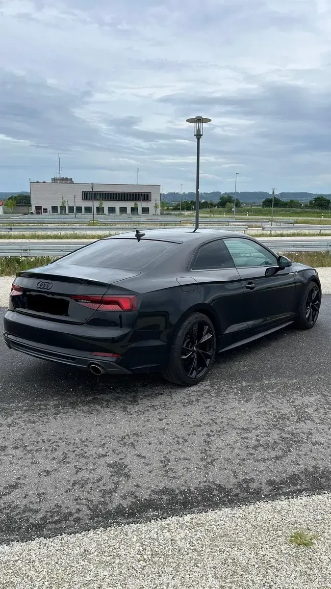Gebraucht Audi A5 S-Line 190 PS (139 kW) 2019 Schwarz Coupé
