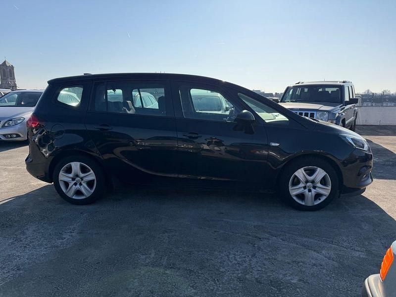 Gebraucht Opel Zafira Edition 170 PS (125 kW) 2017 Schwarz Van / Kleinbus