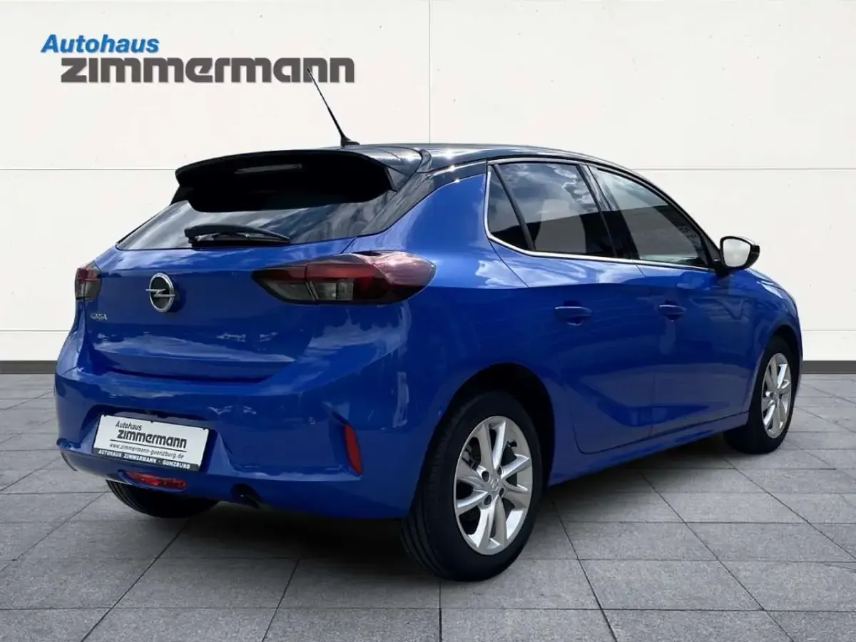 Gebraucht Opel Corsa Elegance 101 PS (74 kW) 2023 Perl blau/voltaik blau Kleinwagen