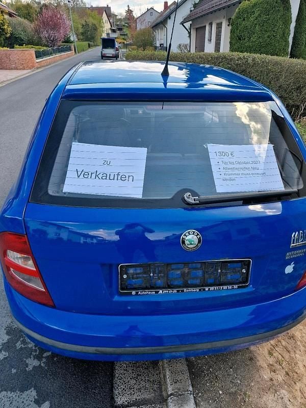 Second-hand Skoda Fabia 60 CP (44 kW) 2001 Albastru Hatchback