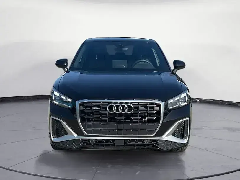 Gebraucht Audi Q2 S-Line 190 PS (139 kW) 2025 Schwarz SUV