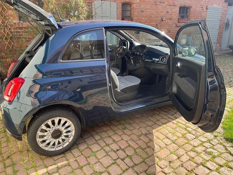 Gebraucht Fiat 500 Lounge 69 PS (50 kW) 2020 Blau Limousine