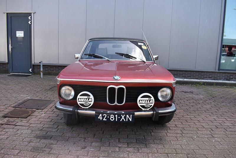 Gebraucht BMW 2002 101 PS (74 kW) 1973 Rot Limousine