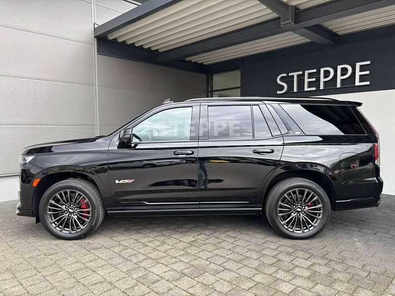Neu Cadillac Escalade 689 PS (506 kW) 2025 Diamond black tricoat SUV