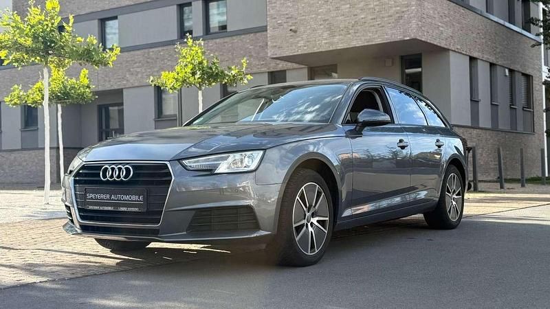 Gebraucht Audi A4 Basis 150 PS (110 kW) 2017 Grau Kombi