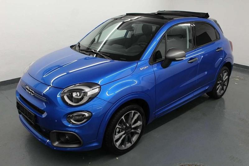 Blau Gebraucht 2023 Fiat 500X Dolcevita SUV | 28.000 € (Teuer) - Bild 1/4