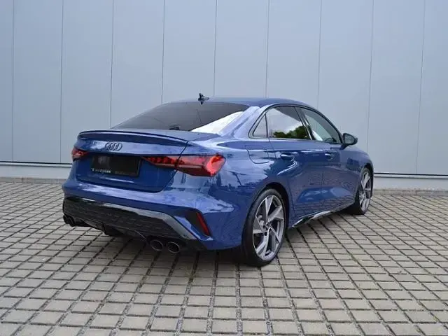 Gebraucht Audi S3 Sport 333 PS (244 kW) 2025 Ascariblau metallic Limousine