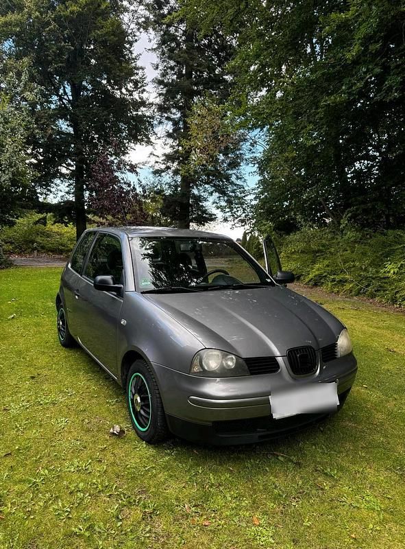 Silber Gebraucht 2003 Seat Arosa Kleinwagen | 1.200 € (Fairer Preis) - Bild 1/4