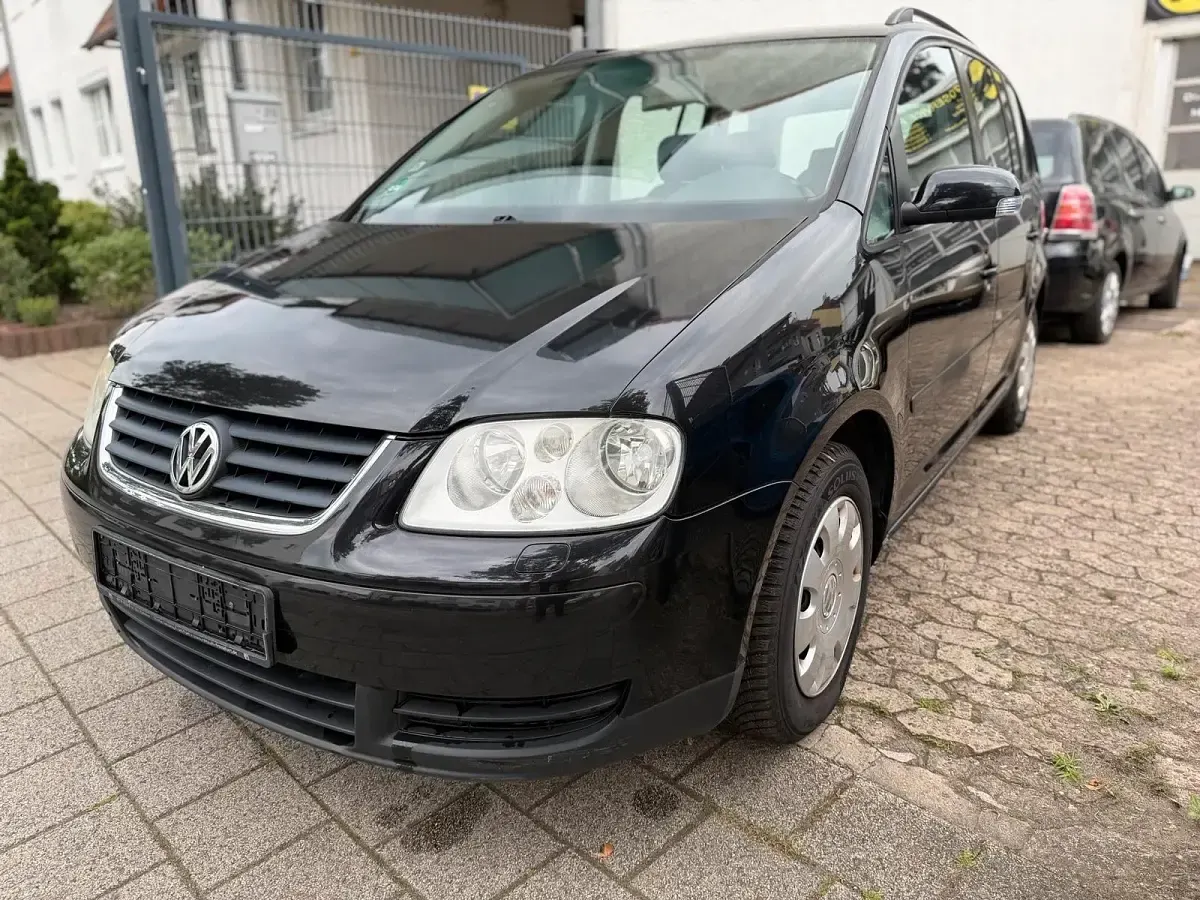 Gebraucht VW Touran 105 PS (77 kW) 2004 Schwarz Van / Kleinbus