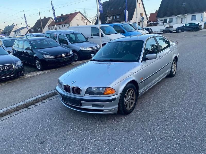 Gebraucht BMW 323 170 PS (125 kW) 1999 Silber Limousine