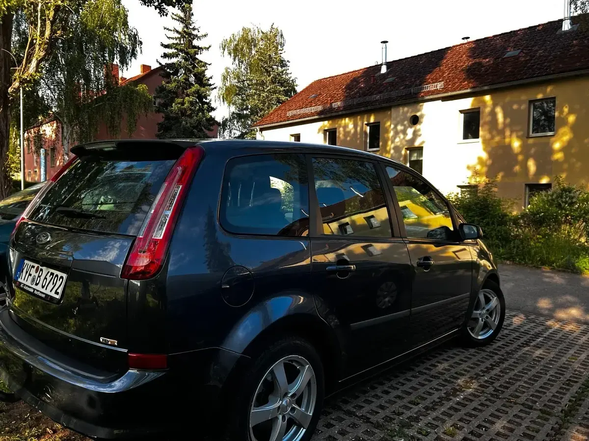 Gebraucht Ford C-MAX 120 PS (88 kW) 2007 Silber Van / Kleinbus