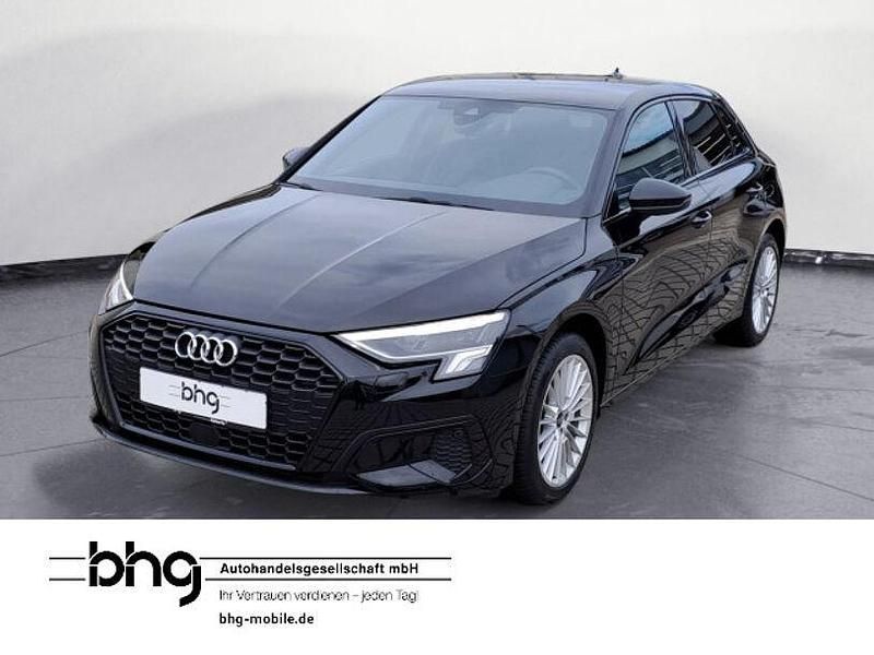 Schwarz Gebraucht 2024 Audi A3 Advanced Limousine | 33.430 € (Fairer Preis) - Bild 1/4
