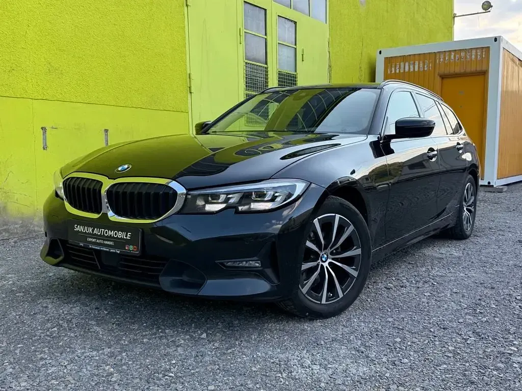 Gebraucht BMW 320 Sport Line 190 PS (139 kW) 2022 Schwarz Limousine