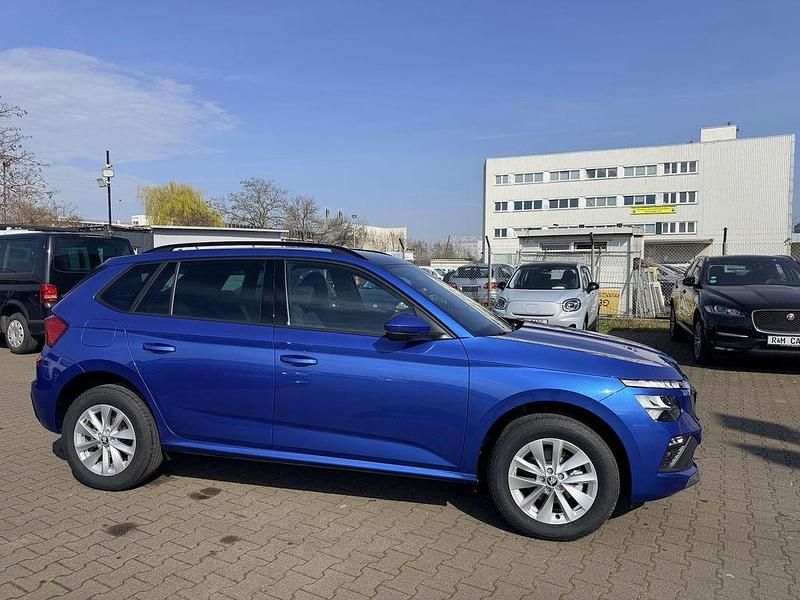 Neu Skoda Kamiq Selection 116 PS (85 kW) 2026 Race blau SUV